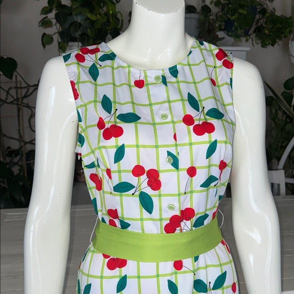 Sleeveless White Cherry Print Midi Dress Green Waistband NWOT XL 50/60s vibes - Picture 2 of 15